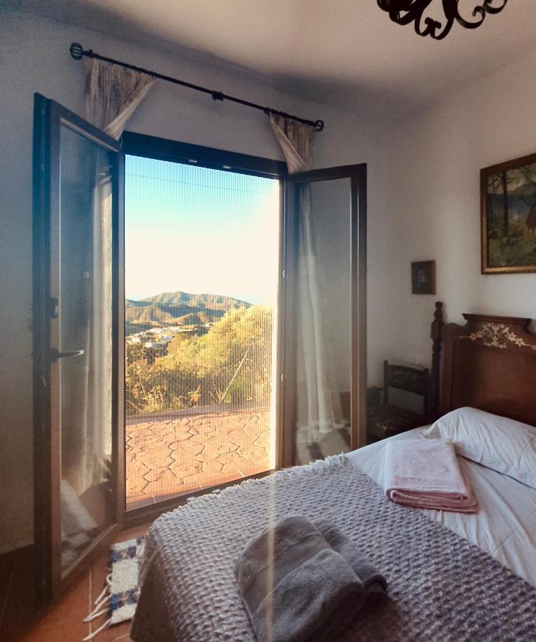 En-Suite Bedroom With Private Entrance At Casa Sofija Sedella Exterior foto